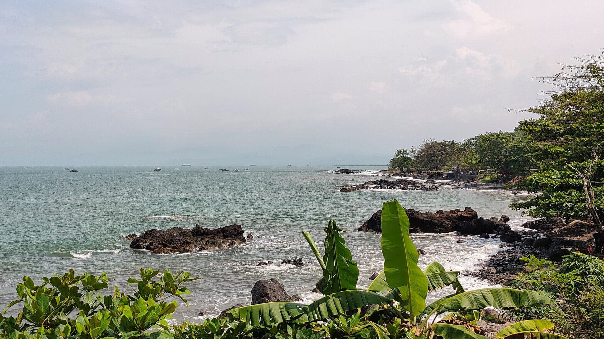 Pantai Sangrawayang